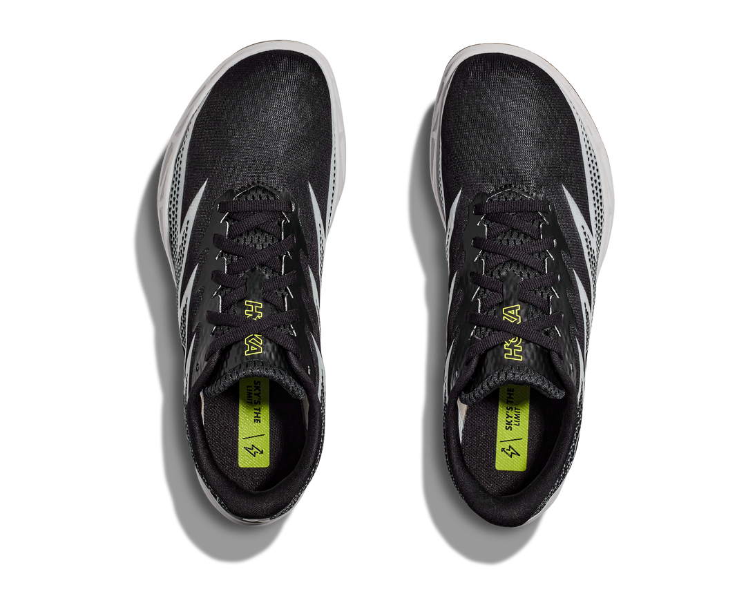 HOKA  Crescendo Middle Distance Spike
