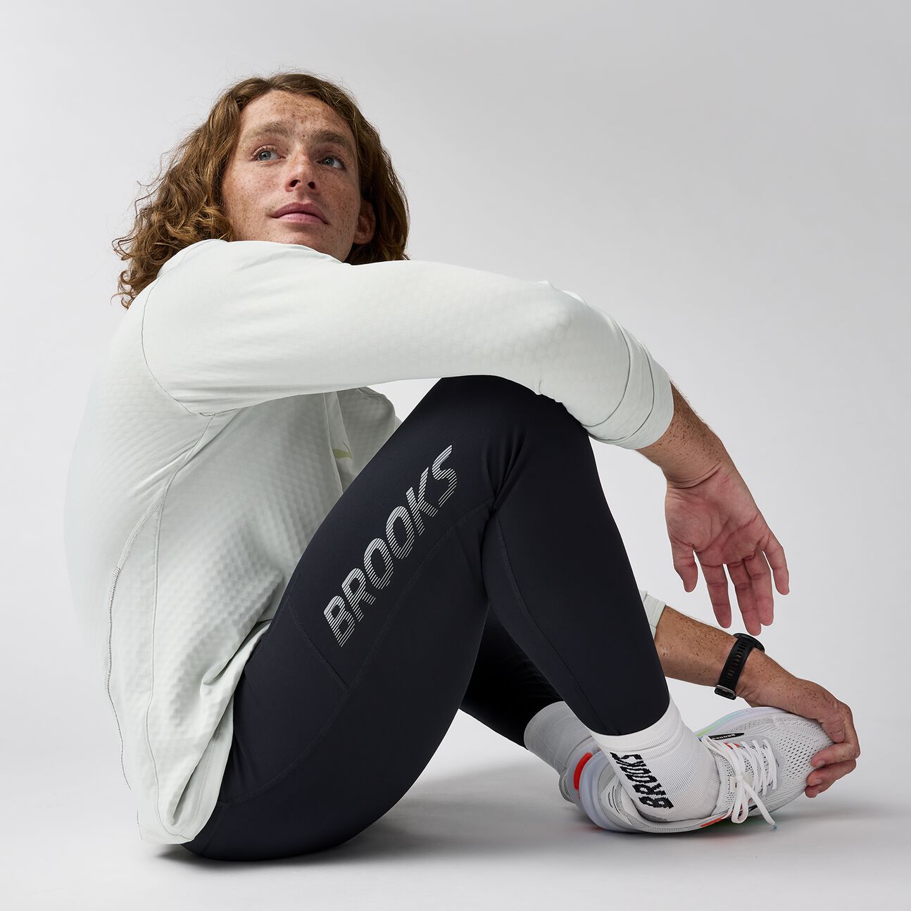 Brooks Men's Momentum Thermal Tight