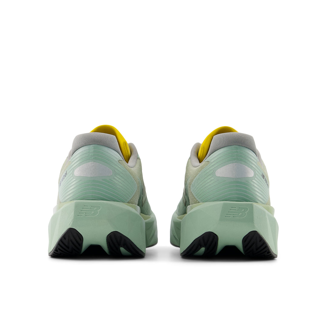 New Balance FuelCell Rebel 5 men&