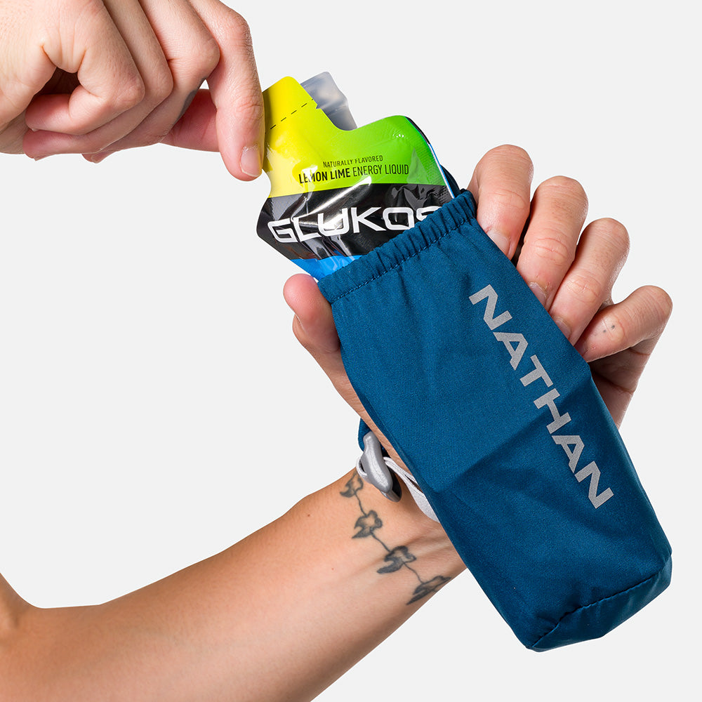 Nathan Pinnacle handheld Soft Flask - 14oz