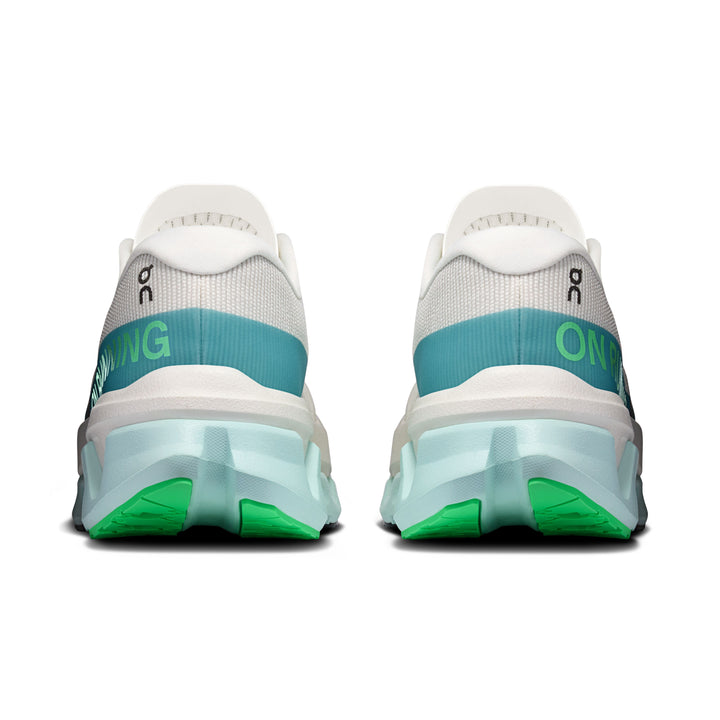 On Cloudmonster 3 Hyper men&