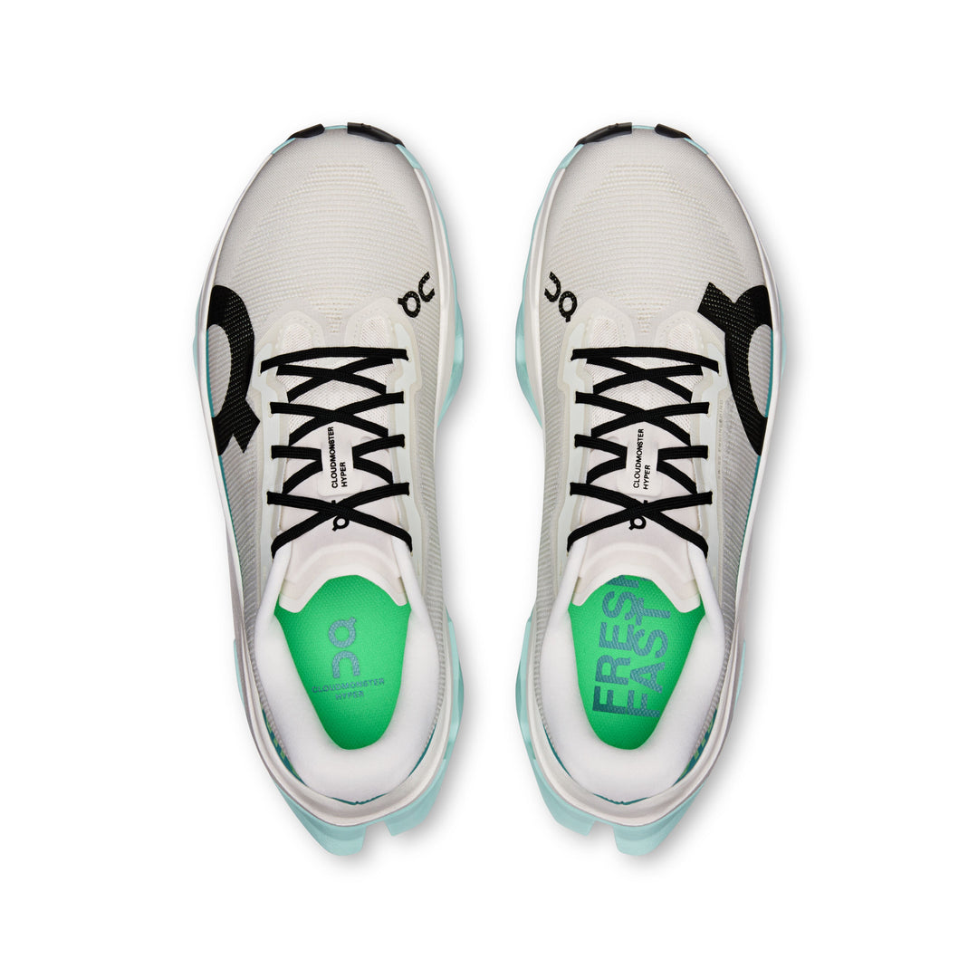 On Cloudmonster 3 Hyper women&