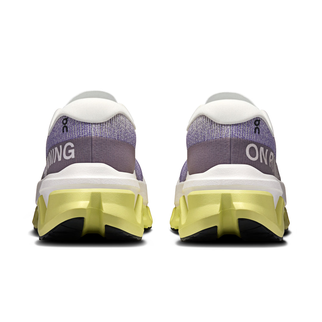On Cloudmonster 3 Hyper women&