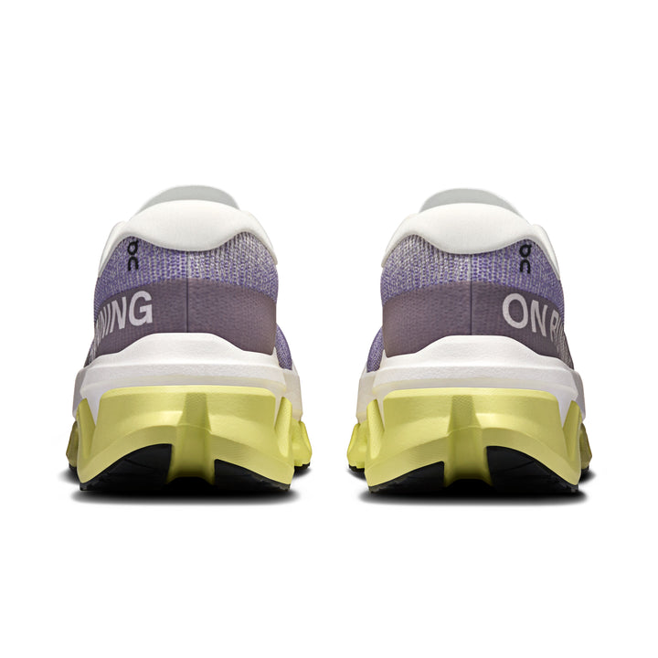 On Cloudmonster 3 Hyper women&