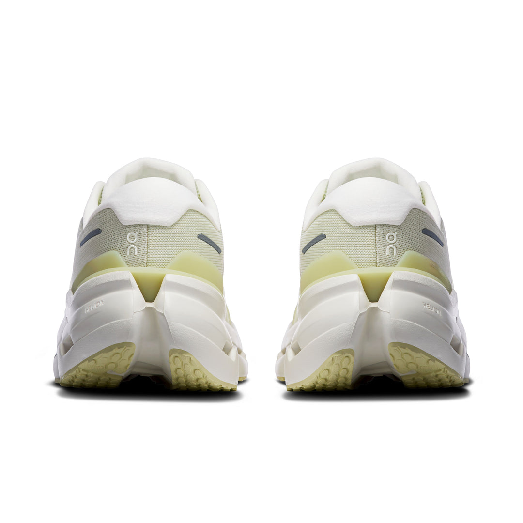 On Cloudrunner 3 women&