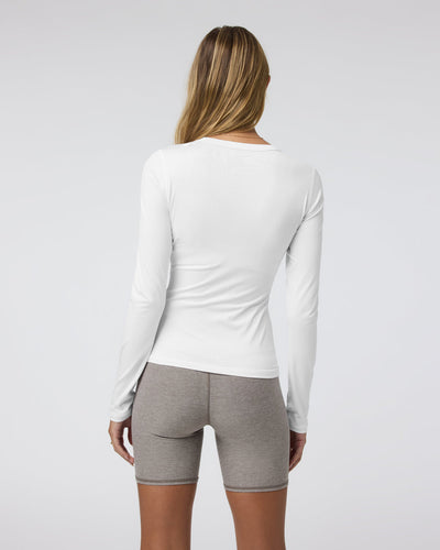 Vuori Women's Long Sleeve Lux Crew Tee