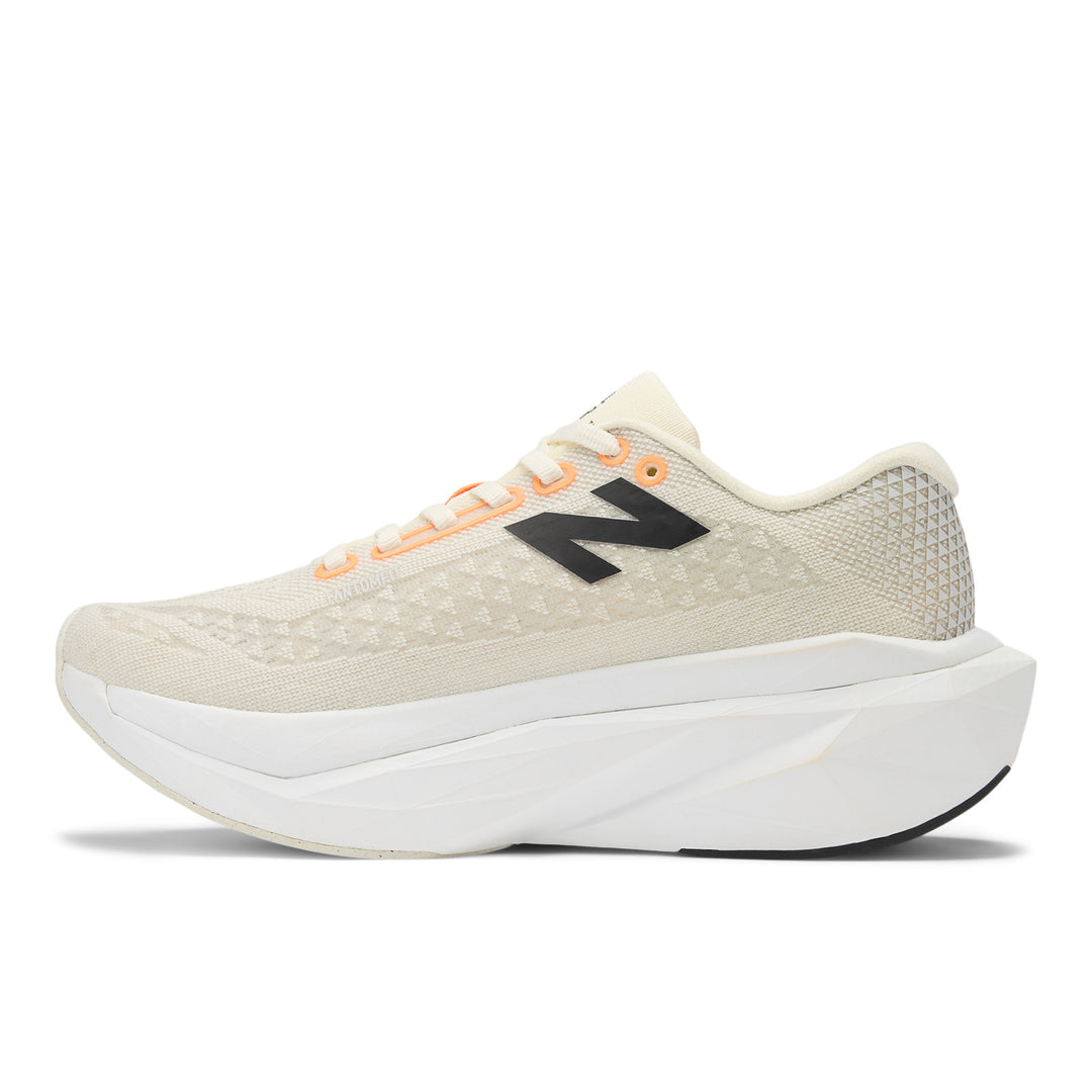 New Balance FuelCell SuperComp Trainer 3 women&