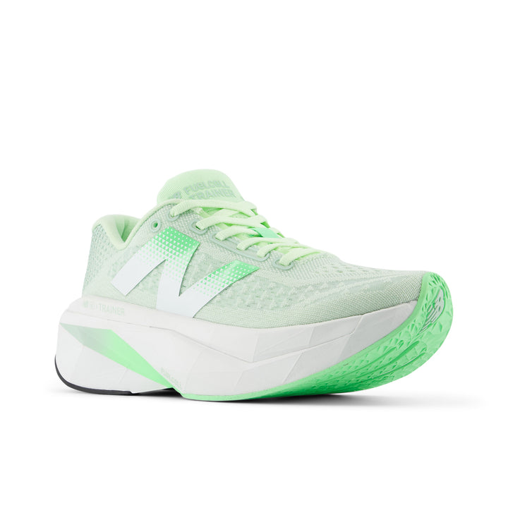 New Balance FuelCell SuperComp Trainer 3 women&