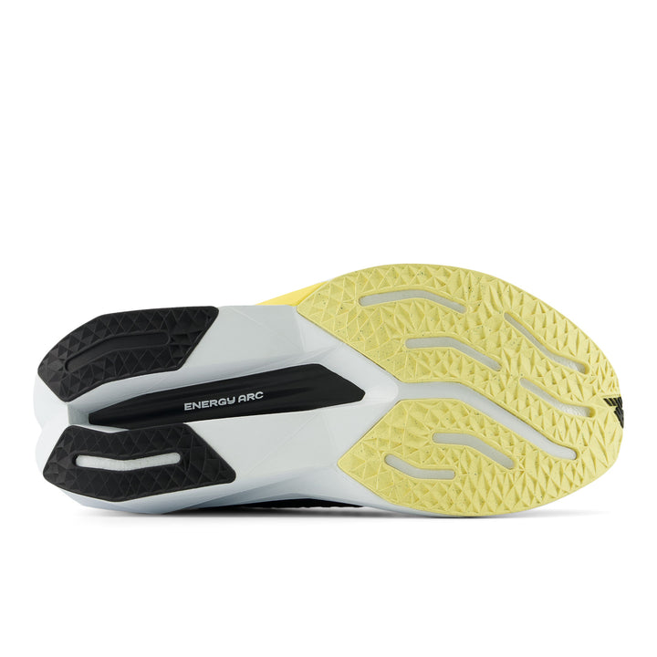 New Balance FuelCell SuperComp Trainer 3 women&