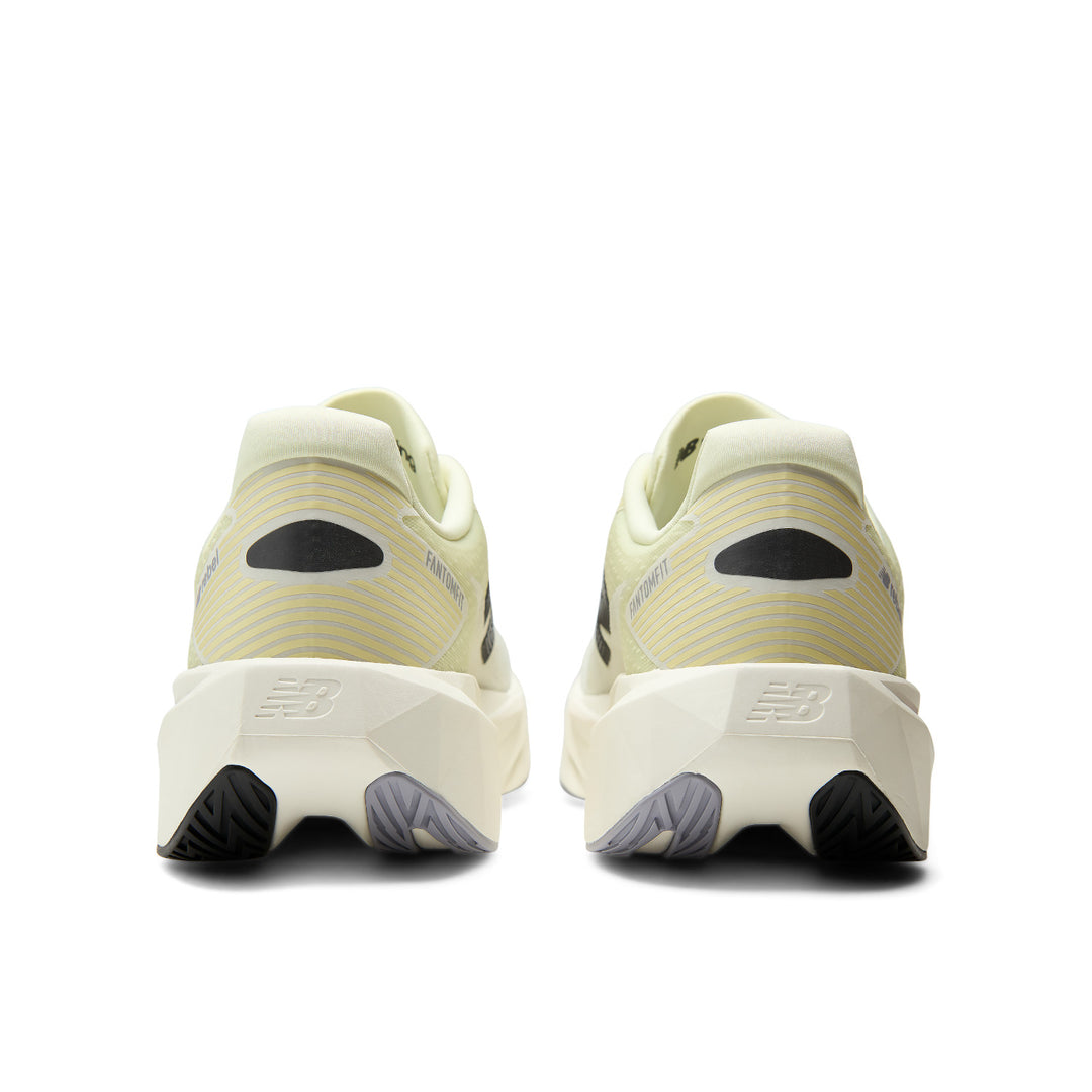 New Balance FuelCell Rebel 5 men&