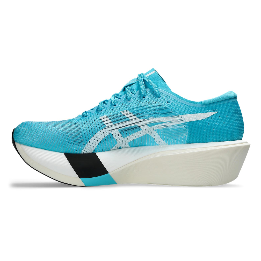 ASICS MetaSpeed Edge Tokyo in Aquarium and White, right shoe inside view 